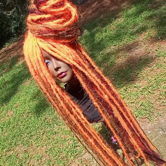 Set of long orange brown dreadlock extensions - Picture 5 of 8